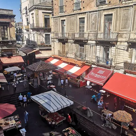On Fish Market Apartment Catania